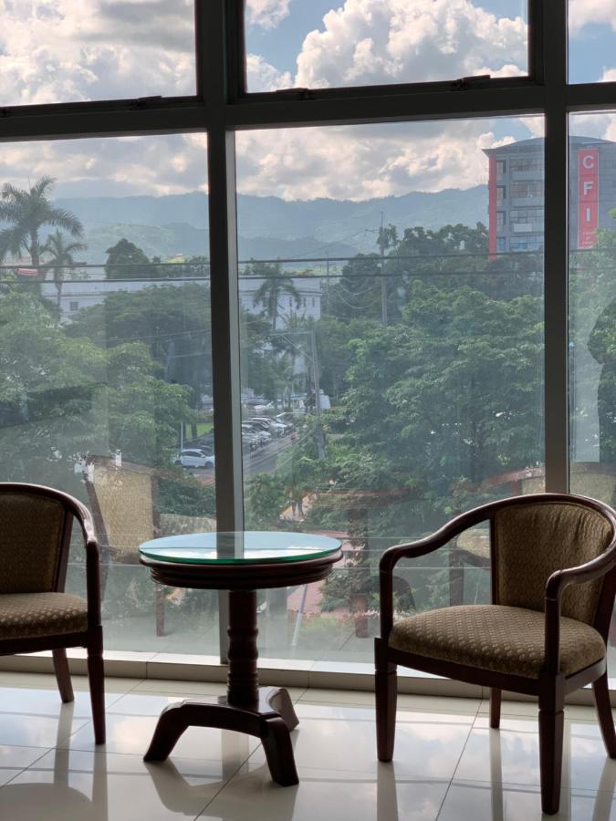 Cebu Capitol Central Hotel & Suites Powered By Cocotel Εξωτερικό φωτογραφία