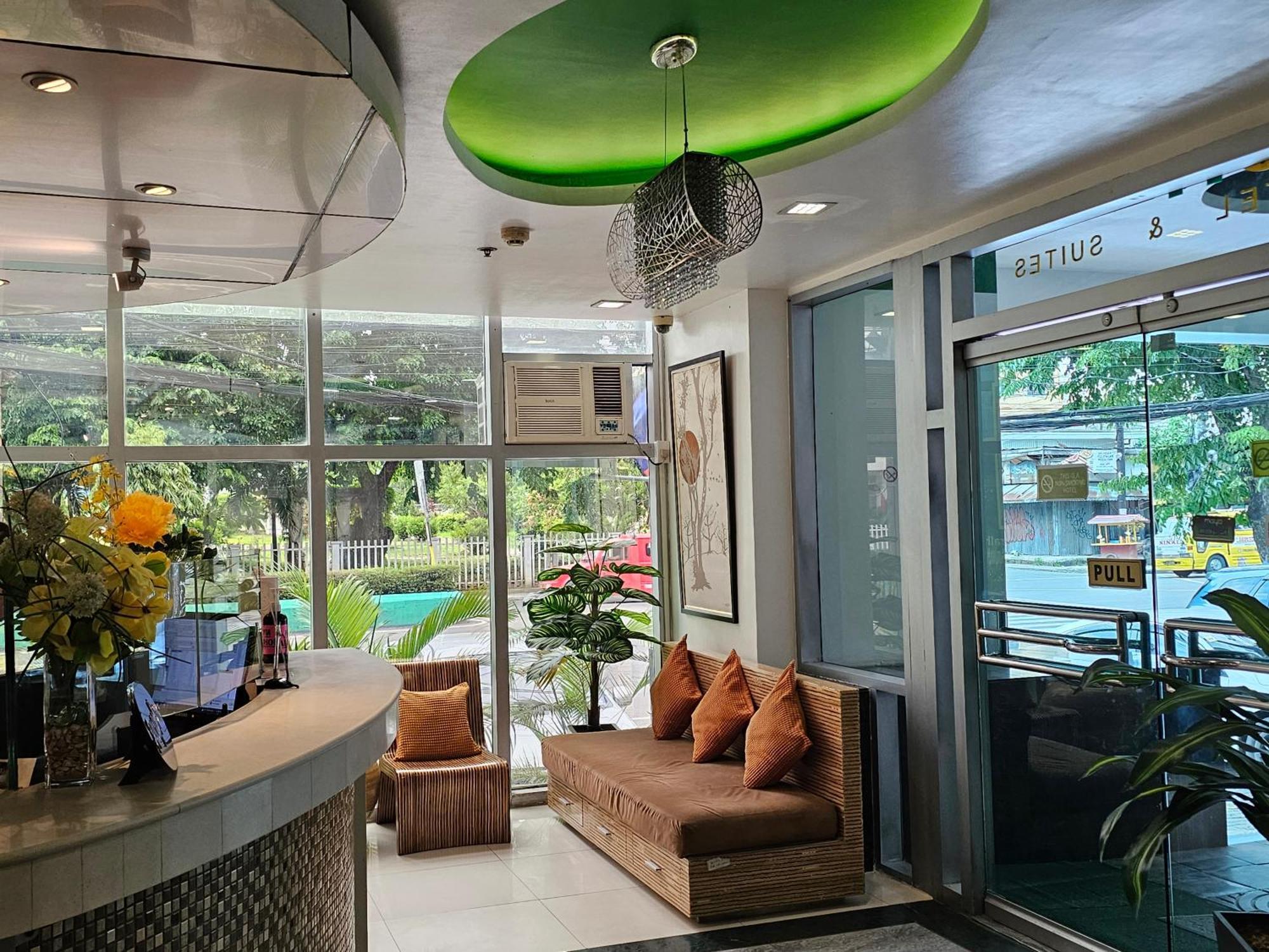 Cebu Capitol Central Hotel & Suites Powered By Cocotel Εξωτερικό φωτογραφία