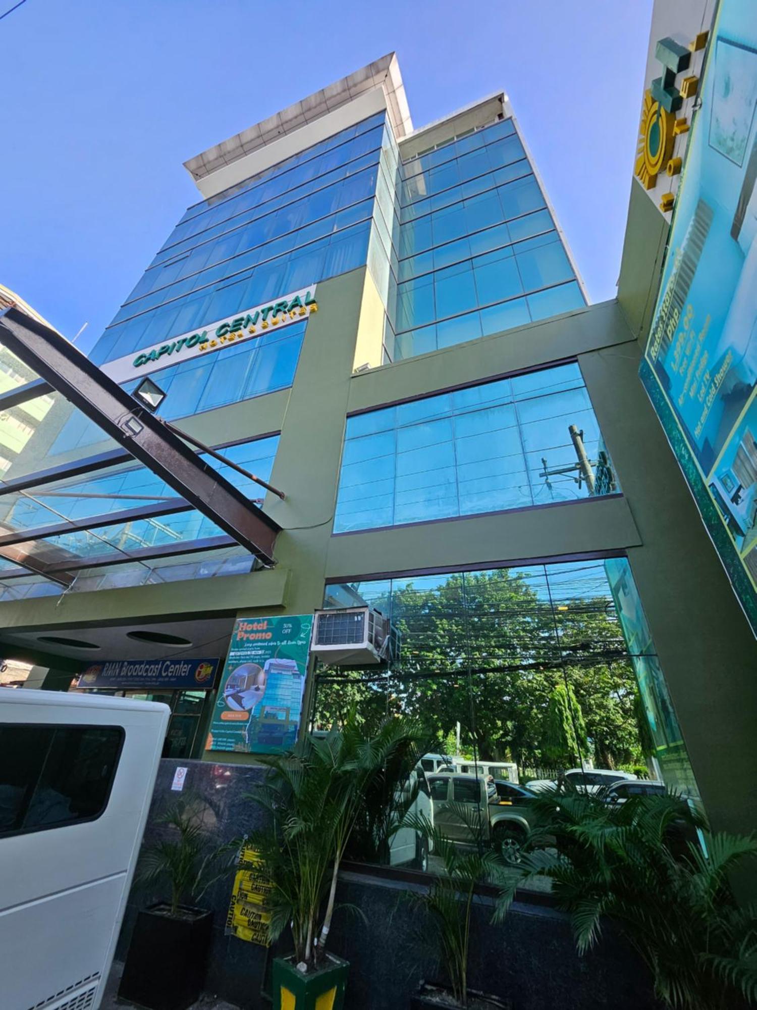 Cebu Capitol Central Hotel & Suites Powered By Cocotel Εξωτερικό φωτογραφία