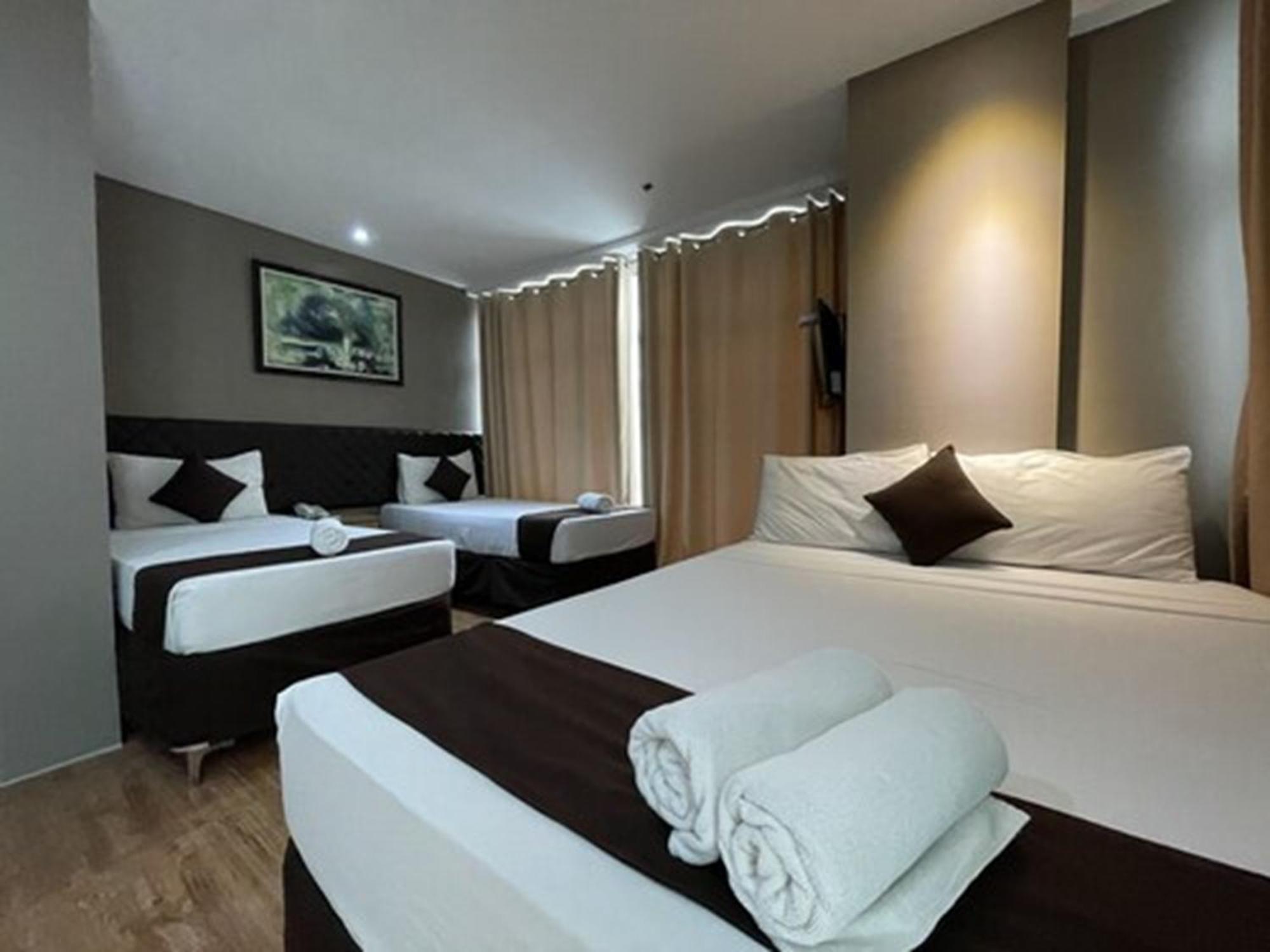 Cebu Capitol Central Hotel & Suites Powered By Cocotel Δωμάτιο φωτογραφία