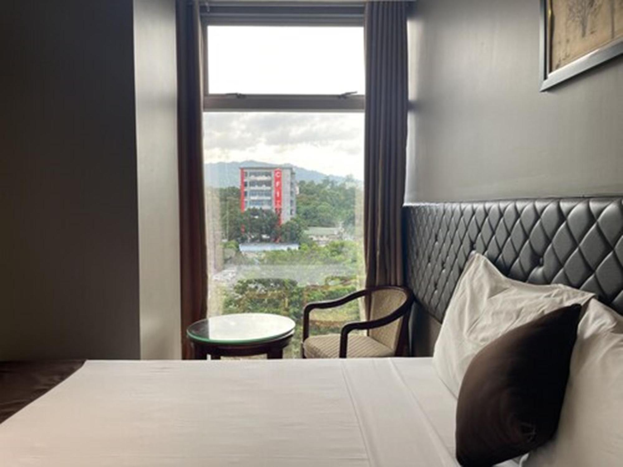 Cebu Capitol Central Hotel & Suites Powered By Cocotel Δωμάτιο φωτογραφία